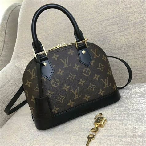 cream and brown louis vuitton bag